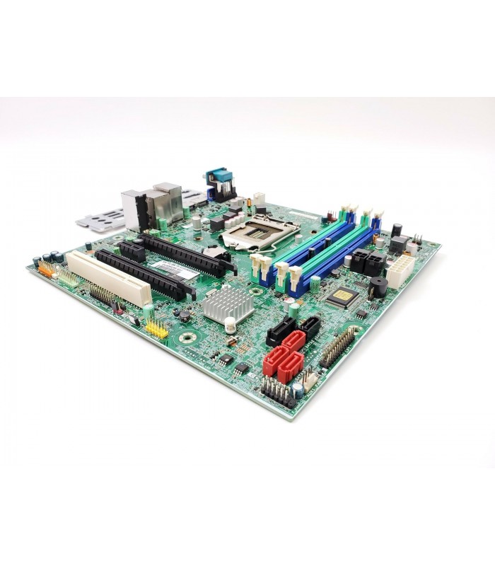 MBO LENOVO THINKCENTRE ATX LGA1150 IS8XM FRU W7 / 4X DDR3 / M83 M93 M93P SERIES 00KT276 ORIG.