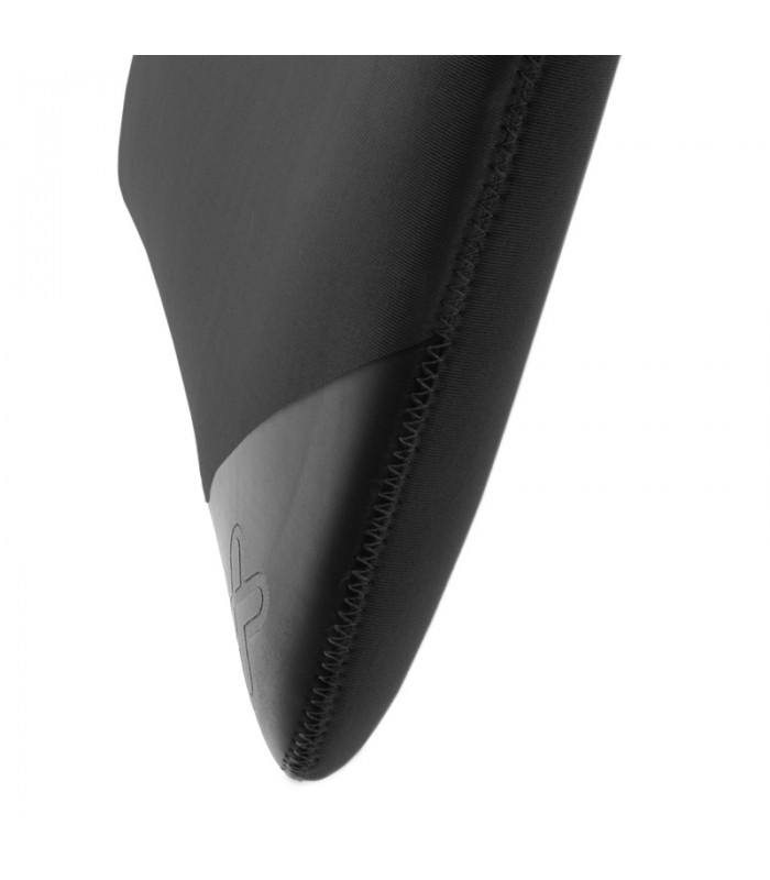 FORRO KLIP XTREME NEOACTIVE 15.6" GRIS CON CIERRE / KNS-120GR