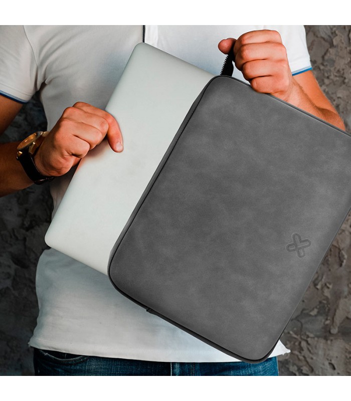 FORRO KLIP XTREME SQUARESHIELD 15.6" POLIÉSTER / CON CIERRE / ROSADO / KNS-220PK